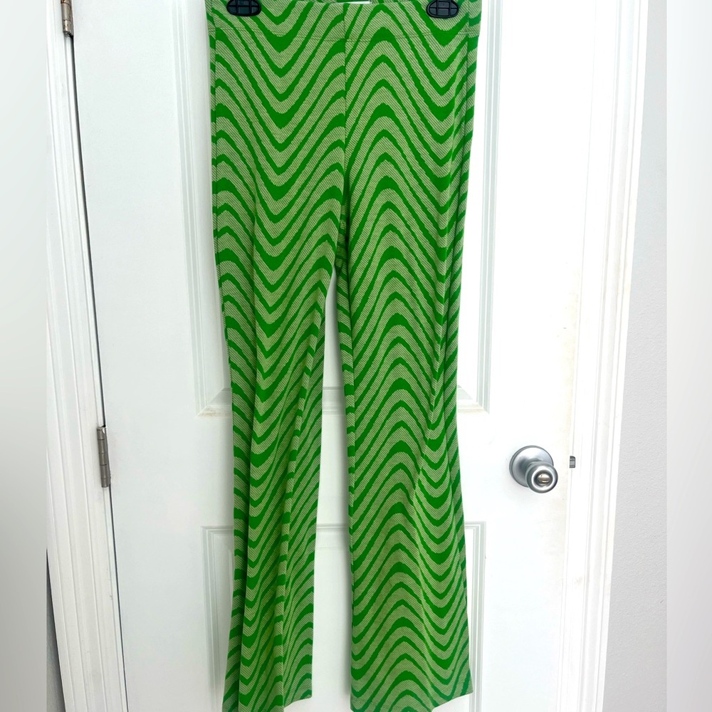 Urban outfitters size medium, green, squiggle flare pants